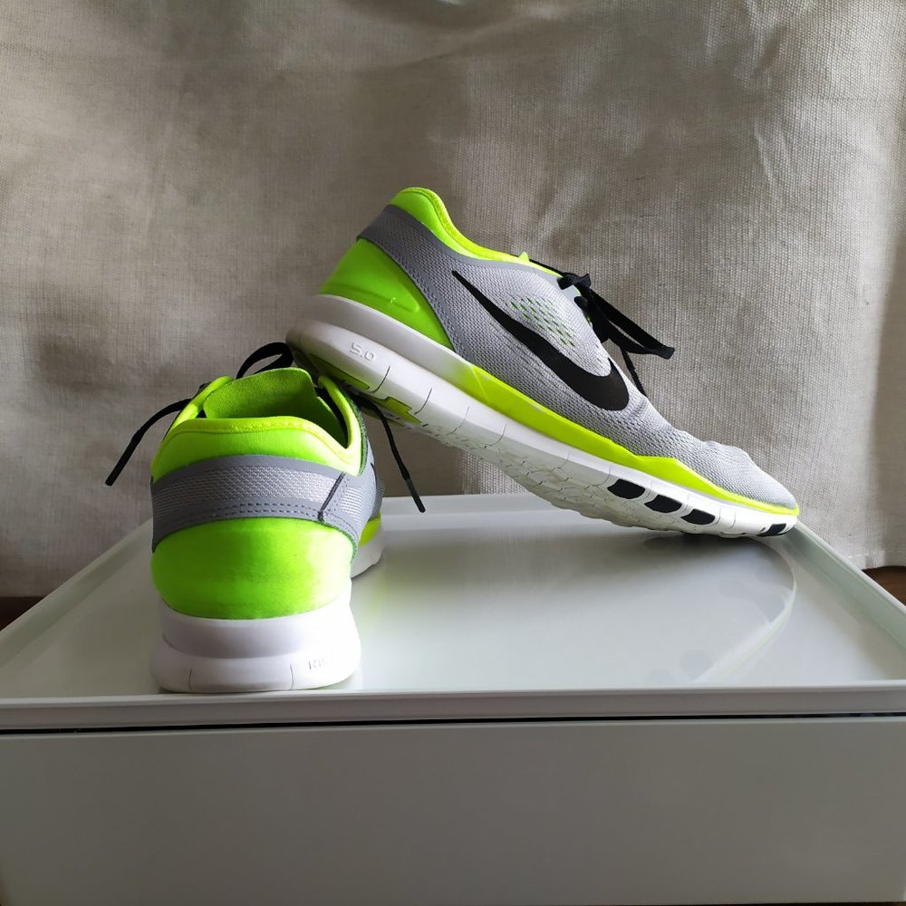 NIKE FREE 5.0